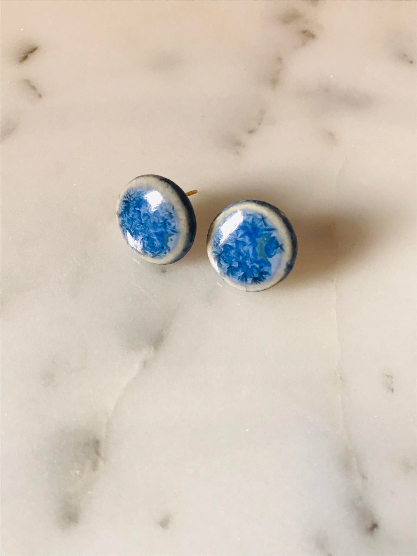 Dot earrings, Lagon bleu