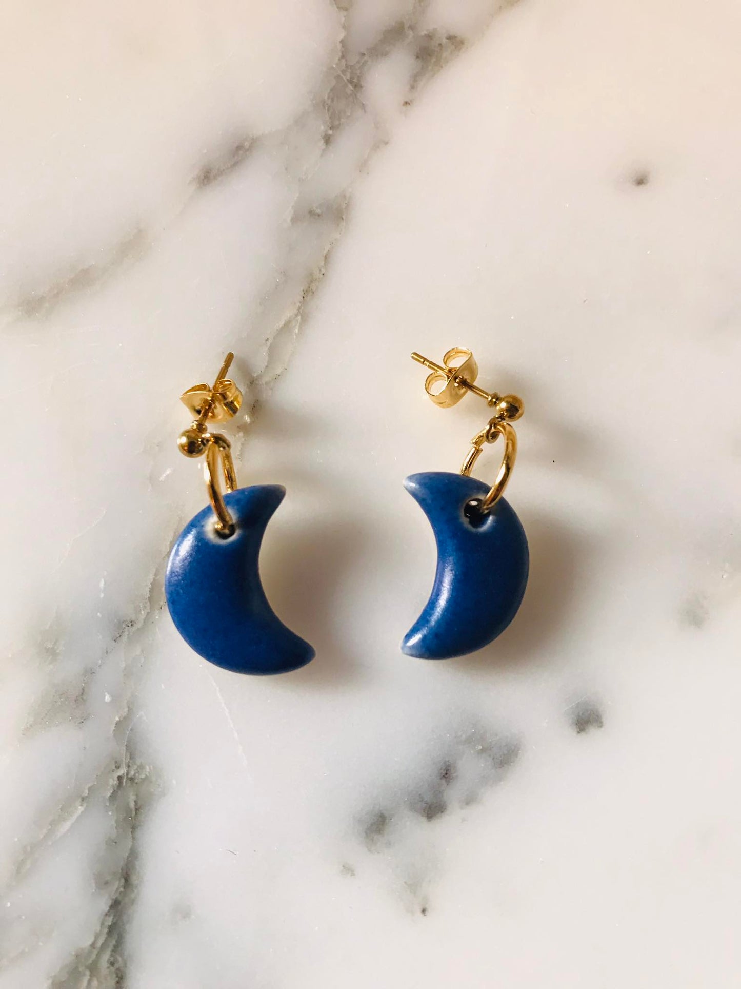 Hanging Moon earrings, Horizon