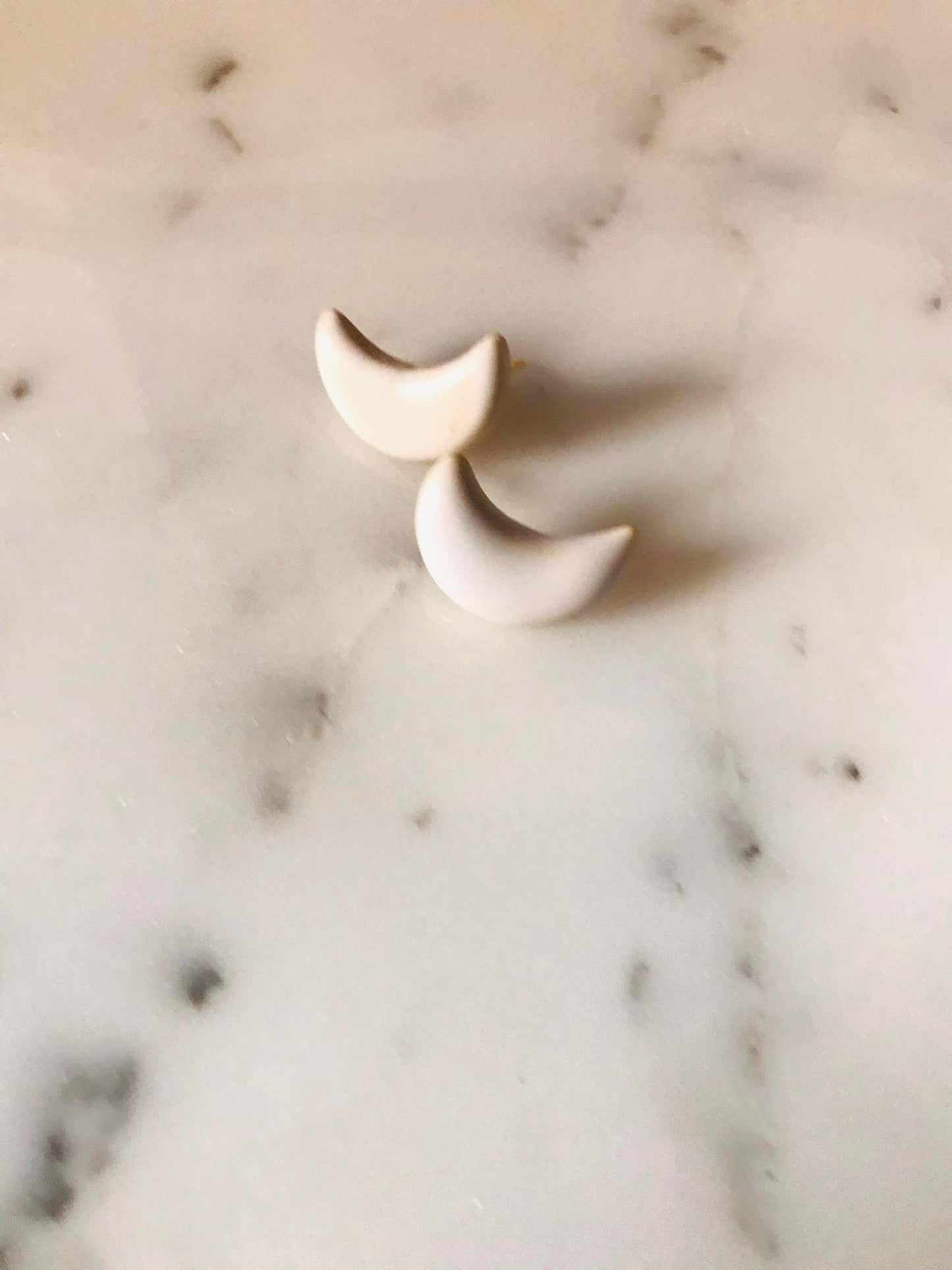 Moon earrings, Givrée