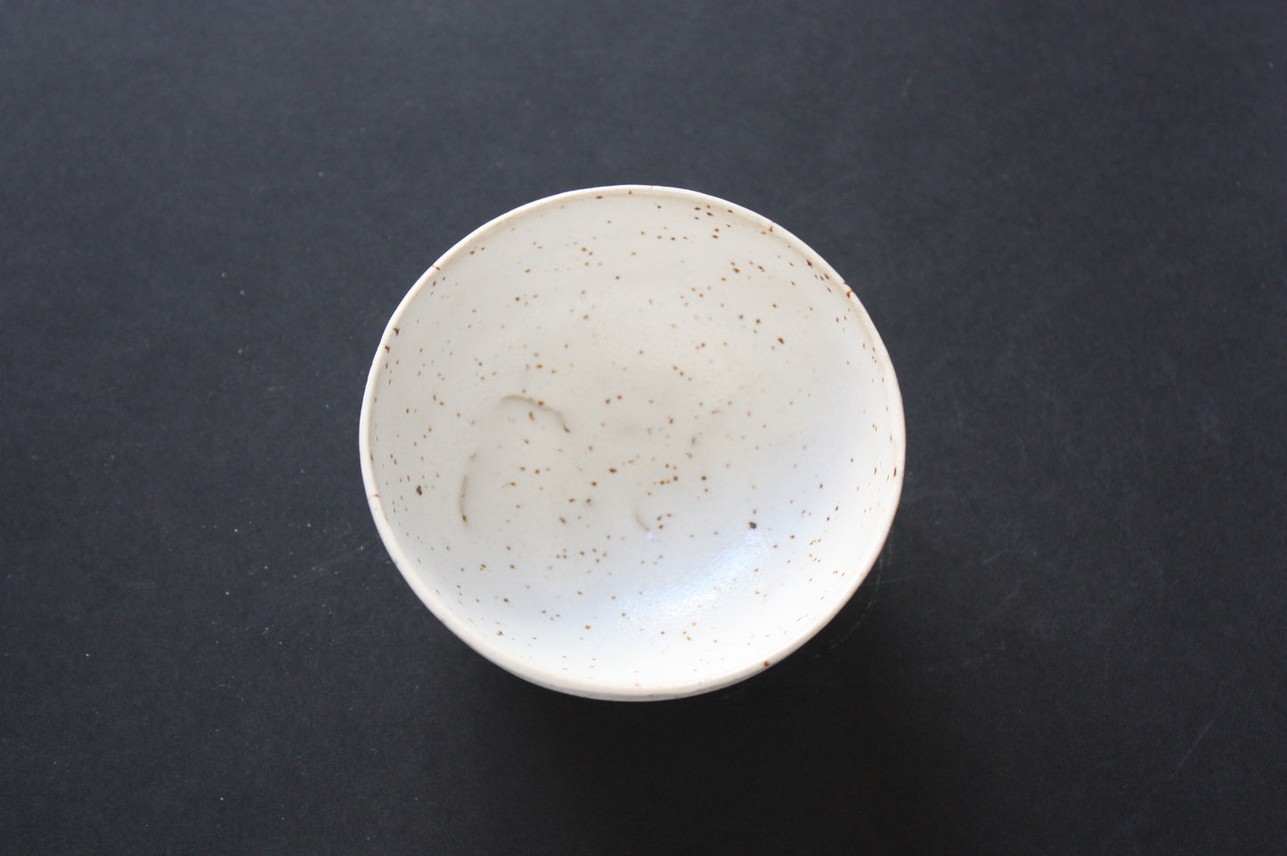 Small bowl, côte de craie granitée