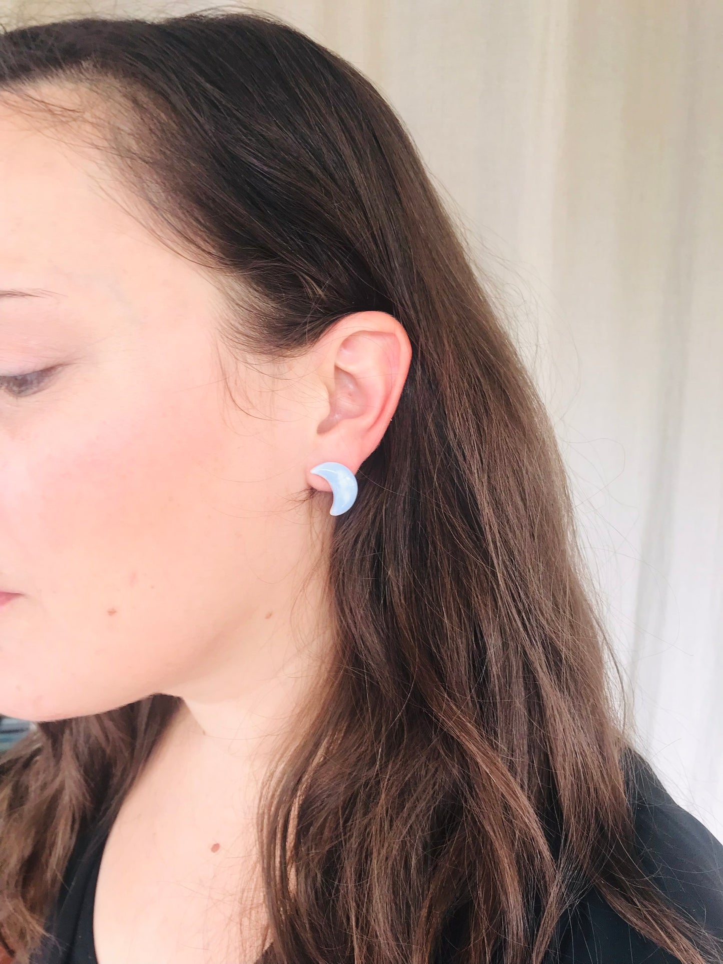 Moon earrings, Lait bleu n°2