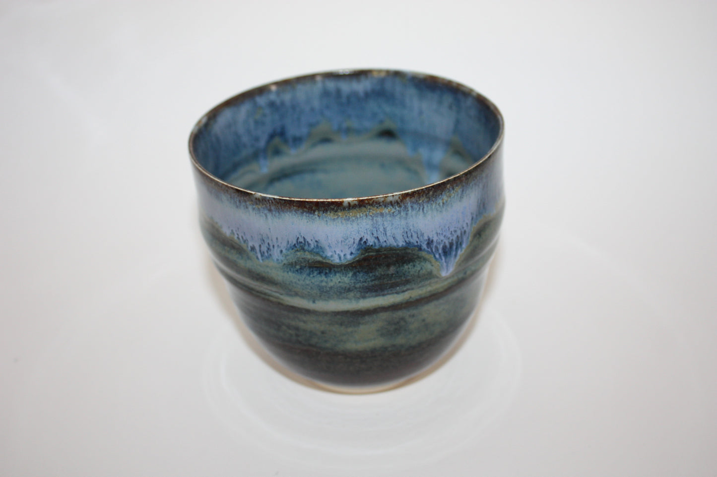 Small Storm cup, Vague marine écumeuse