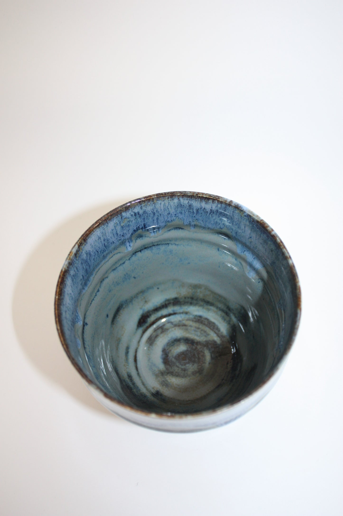 Small Storm cup, Vague marine écumeuse